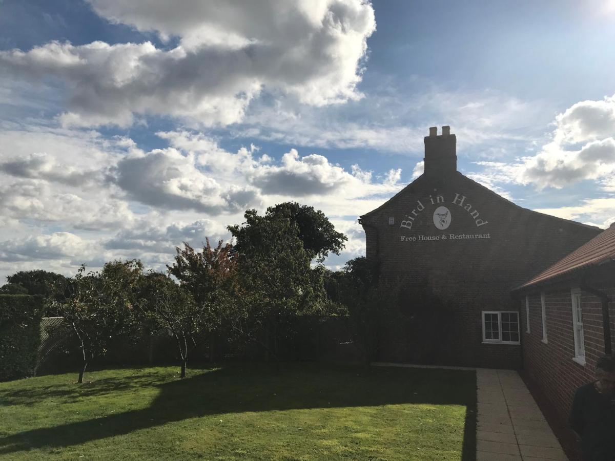 The Bird In Hand Ashwellthorpe Bagian luar foto
